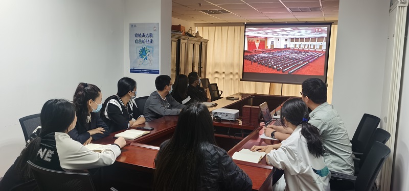 202205111652231672101981.jpg 一安公司機關聯合二安公司機關集體觀看.jpg