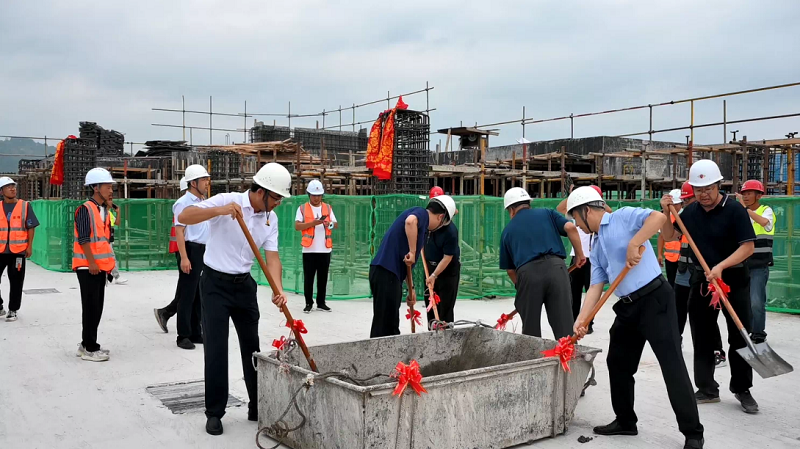 202208121660265189481009.png 成縣項目封頂照片3.png