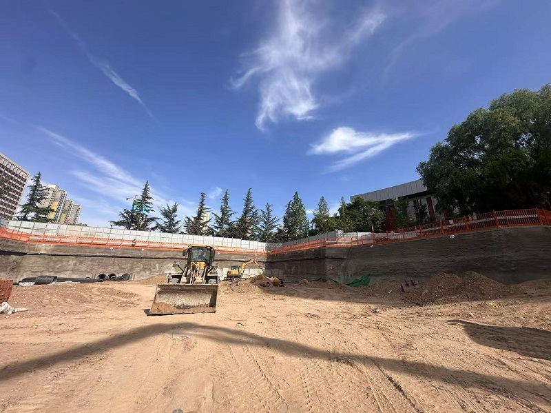 202506031748914172921604.jpg 教學樓場地平整.jpg